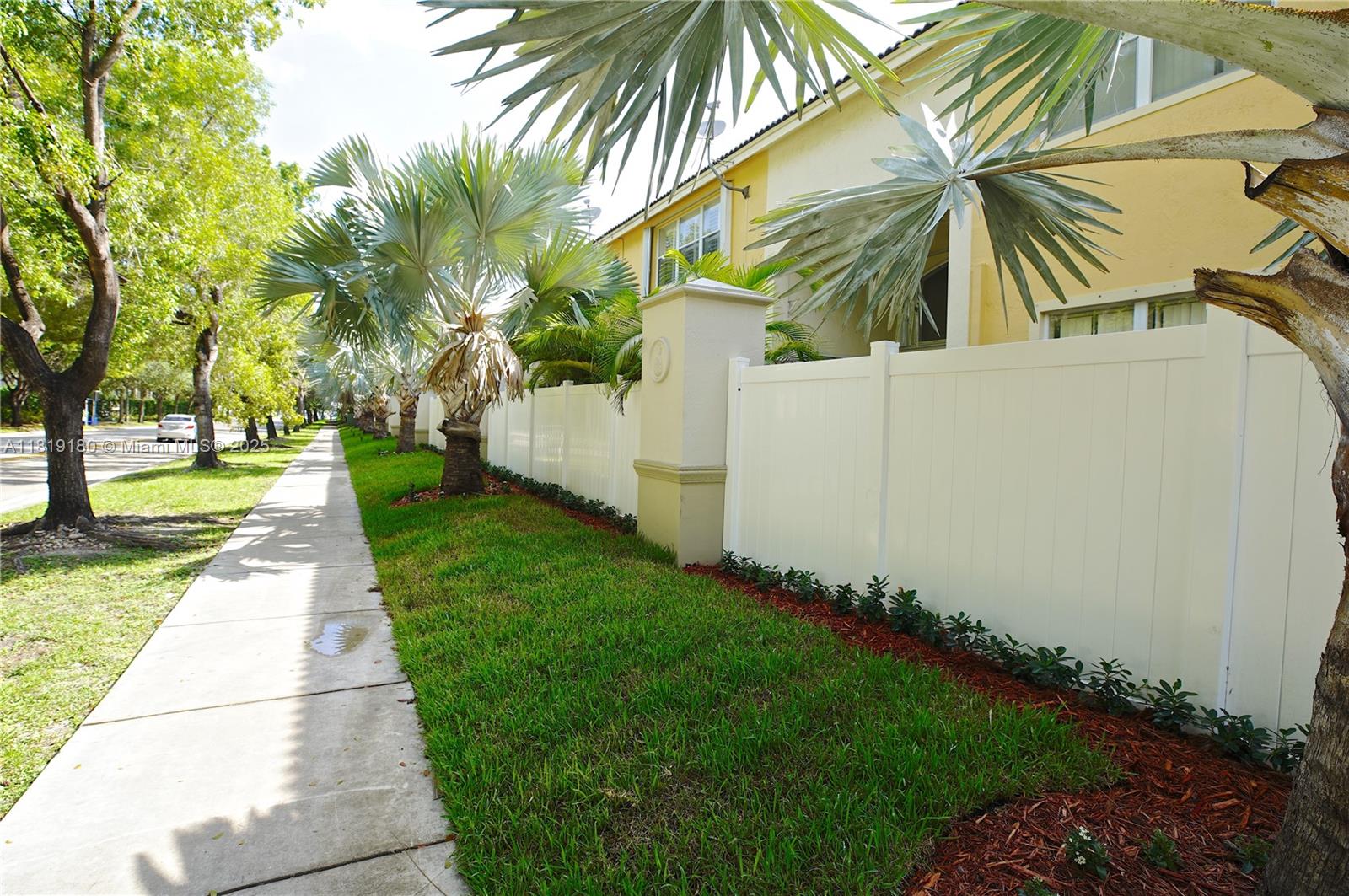5536 NW 113th Pl, Doral, Florida image 19