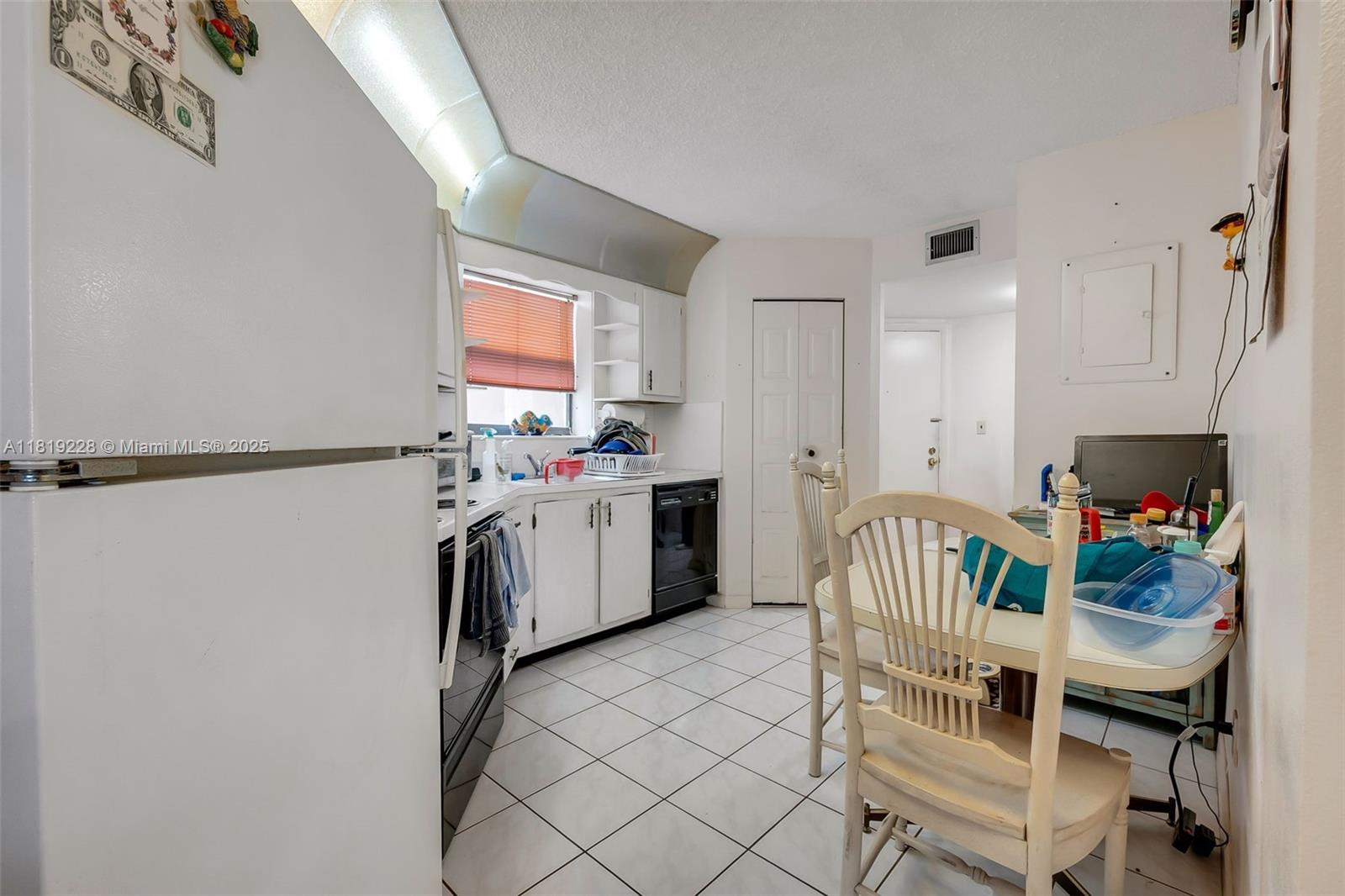 6855 W Broward Blvd #405, Plantation, Florida image 7
