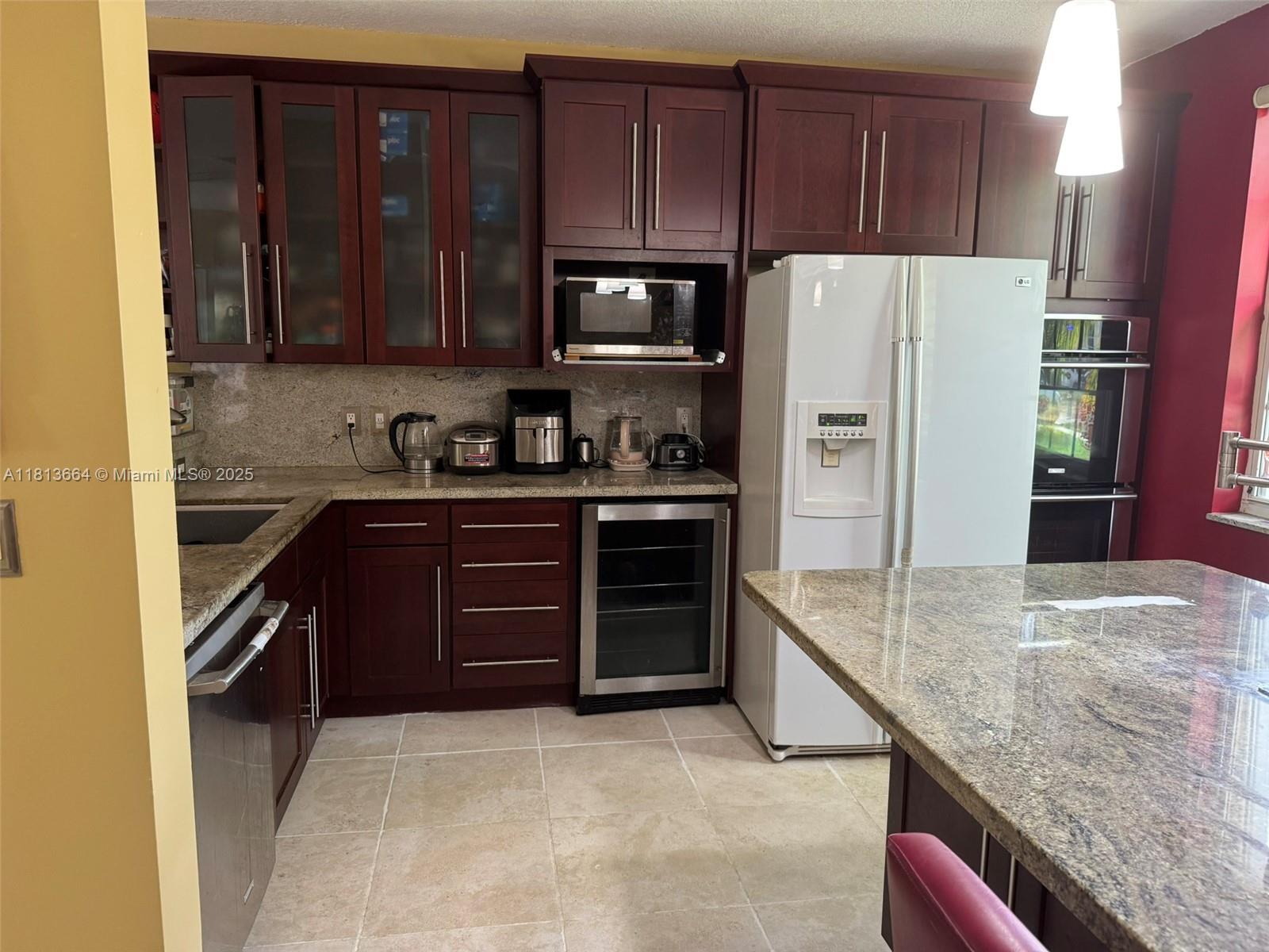 15048 SW 51st St, Davie, Florida image 5