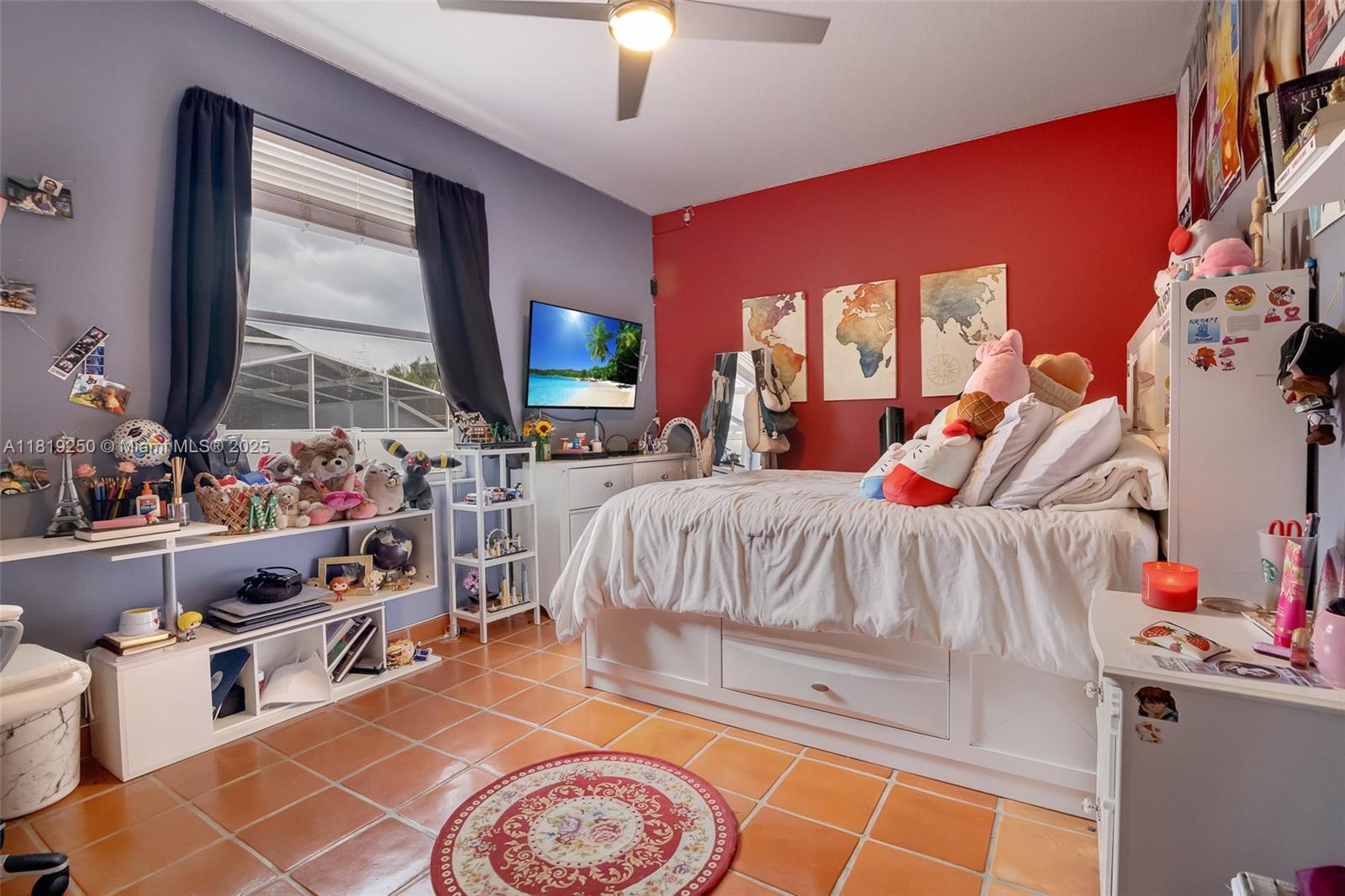 10327 Meadow Crossing Drive, Tampa, Florida image 22
