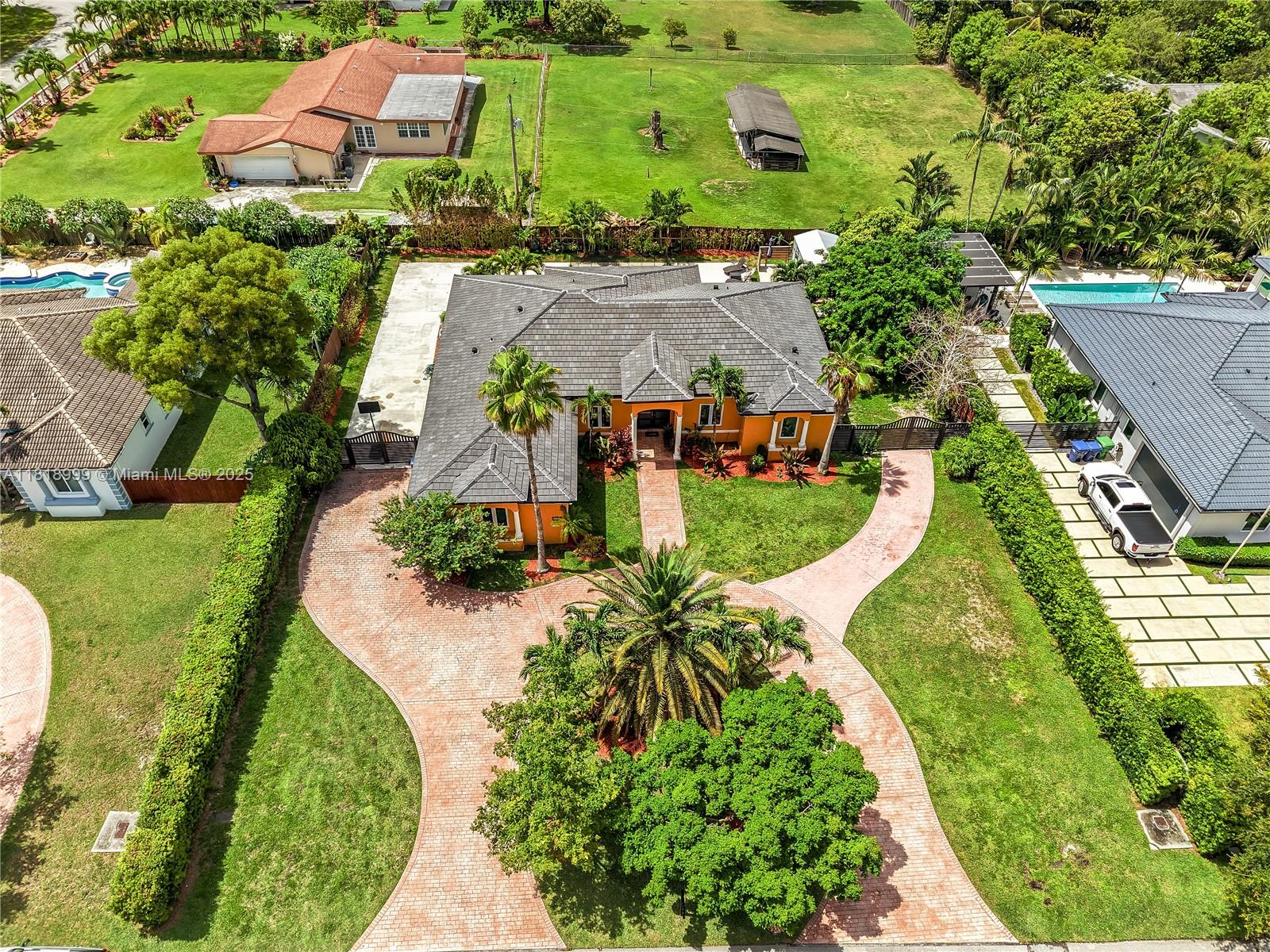 9020 SW 171st Ter, Palmetto Bay, Florida image 44
