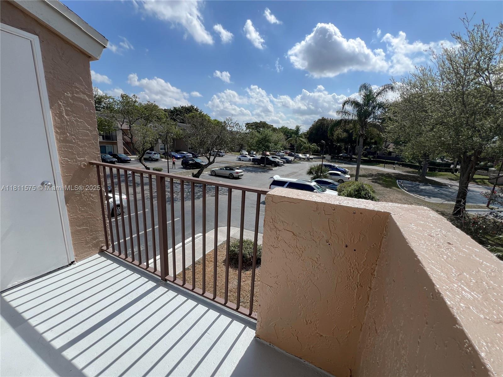 1881 NW 96th Ter #7C, Pembroke Pines, Florida image 25