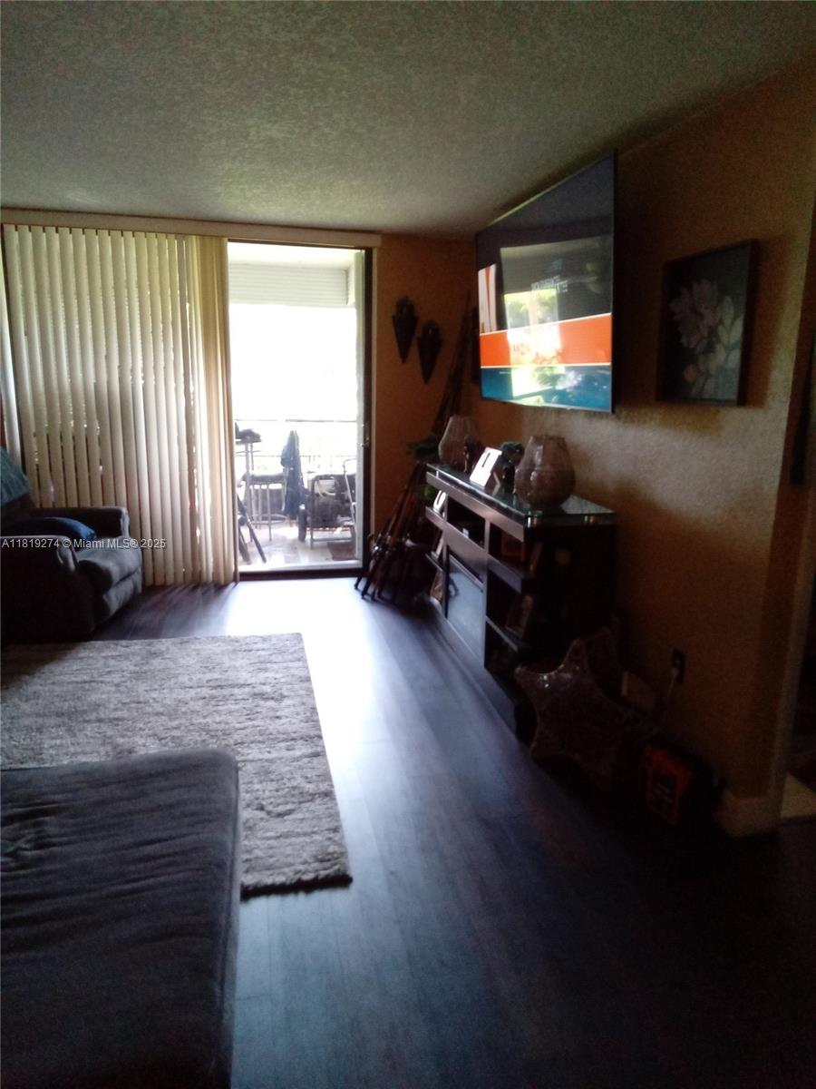 1000 Saint Charles Pl #L2, Pembroke Pines, Florida image 5