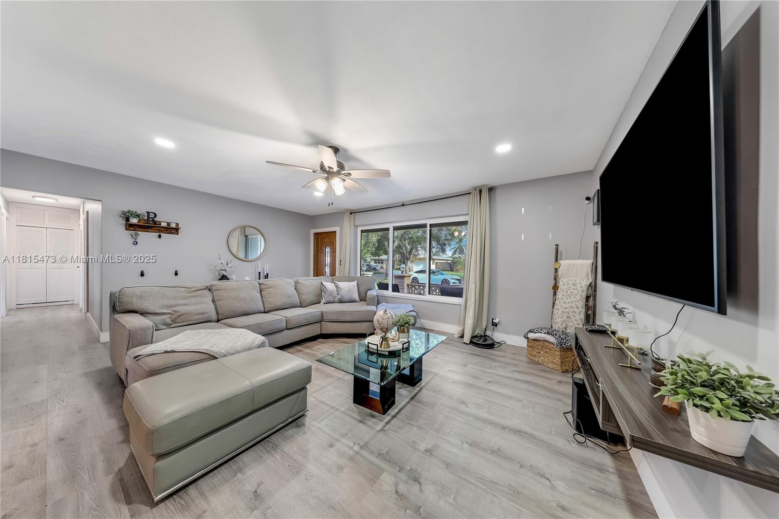 8331 NW 18th St, Pembroke Pines, Florida image 4