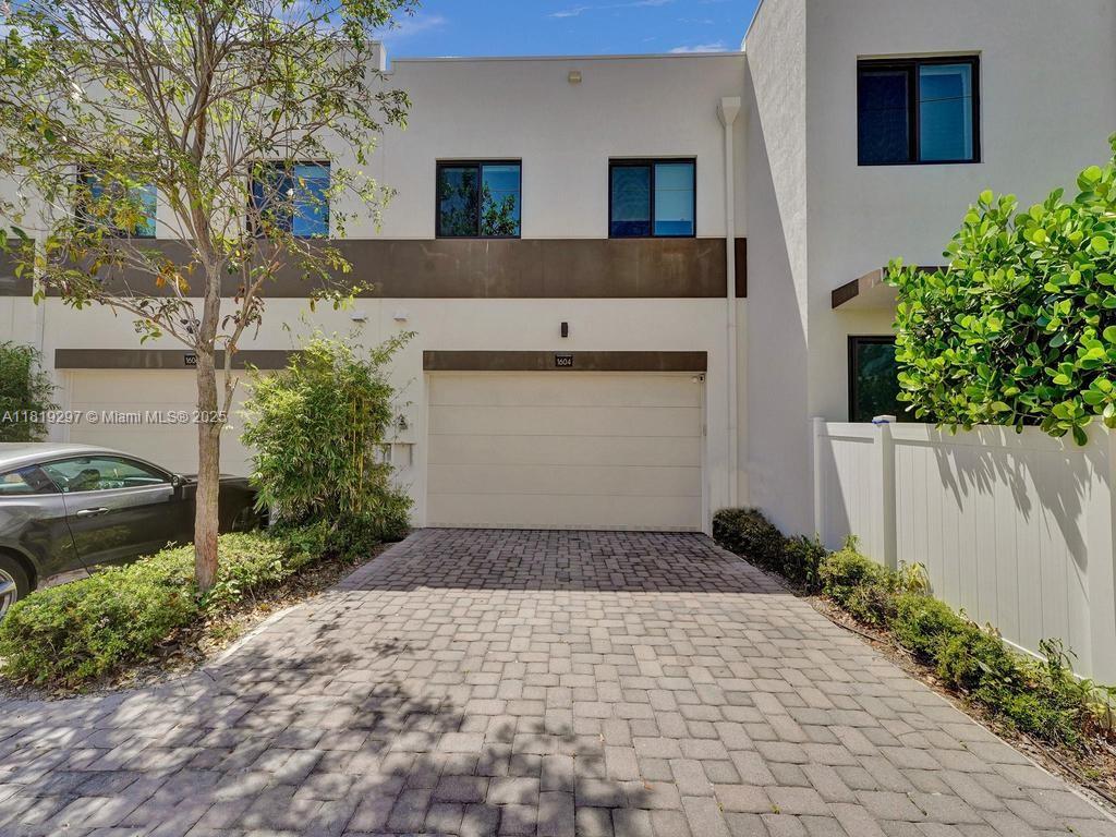 1604 SW 4th Ave, Fort Lauderdale, Florida image 32