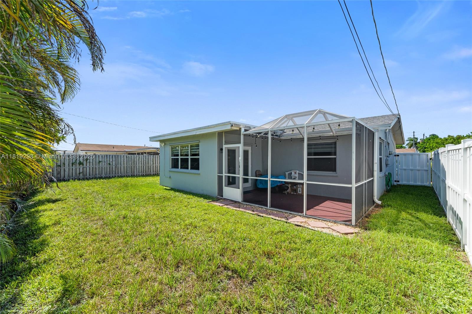 11330 NW 29th Pl, Sunrise, Florida image 14