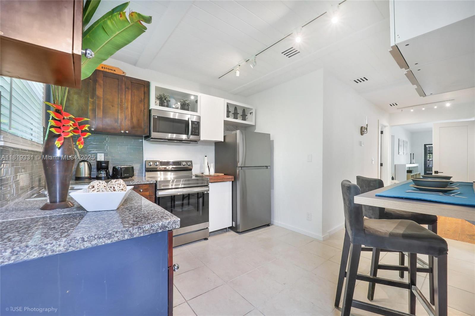 Property photo # 7