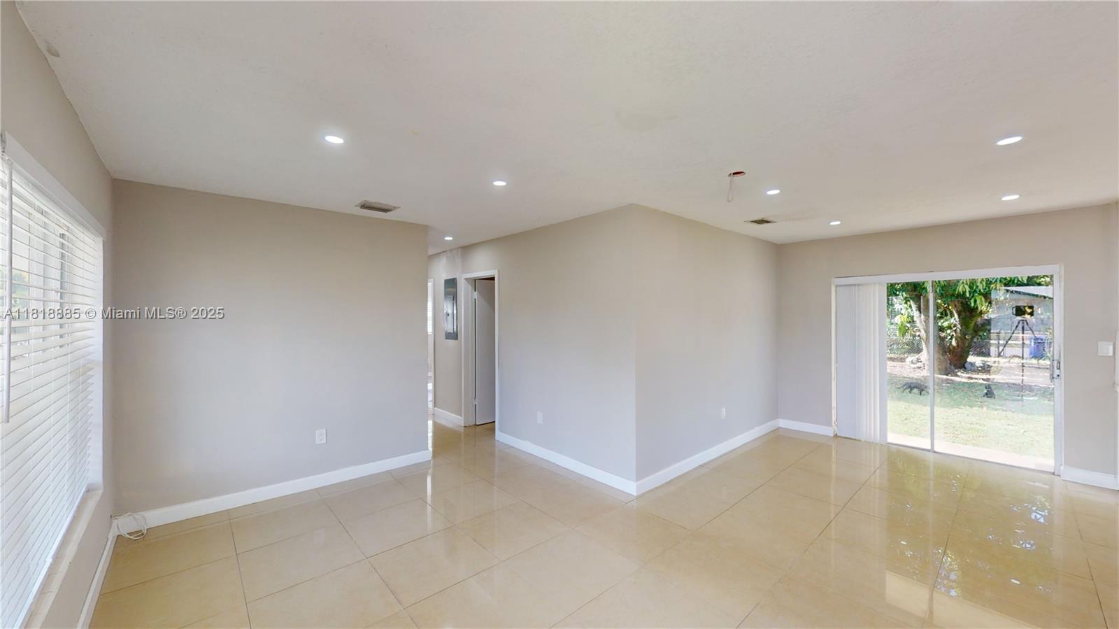 3354 NW 181st St, Miami Gardens, Florida image 10