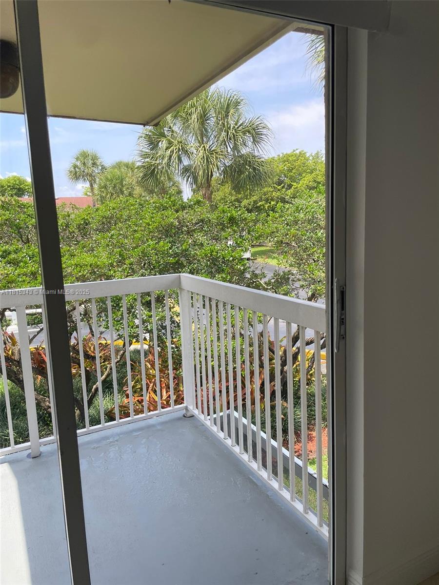 4800 NW 102nd Ave #203-10, Doral, Florida image 8