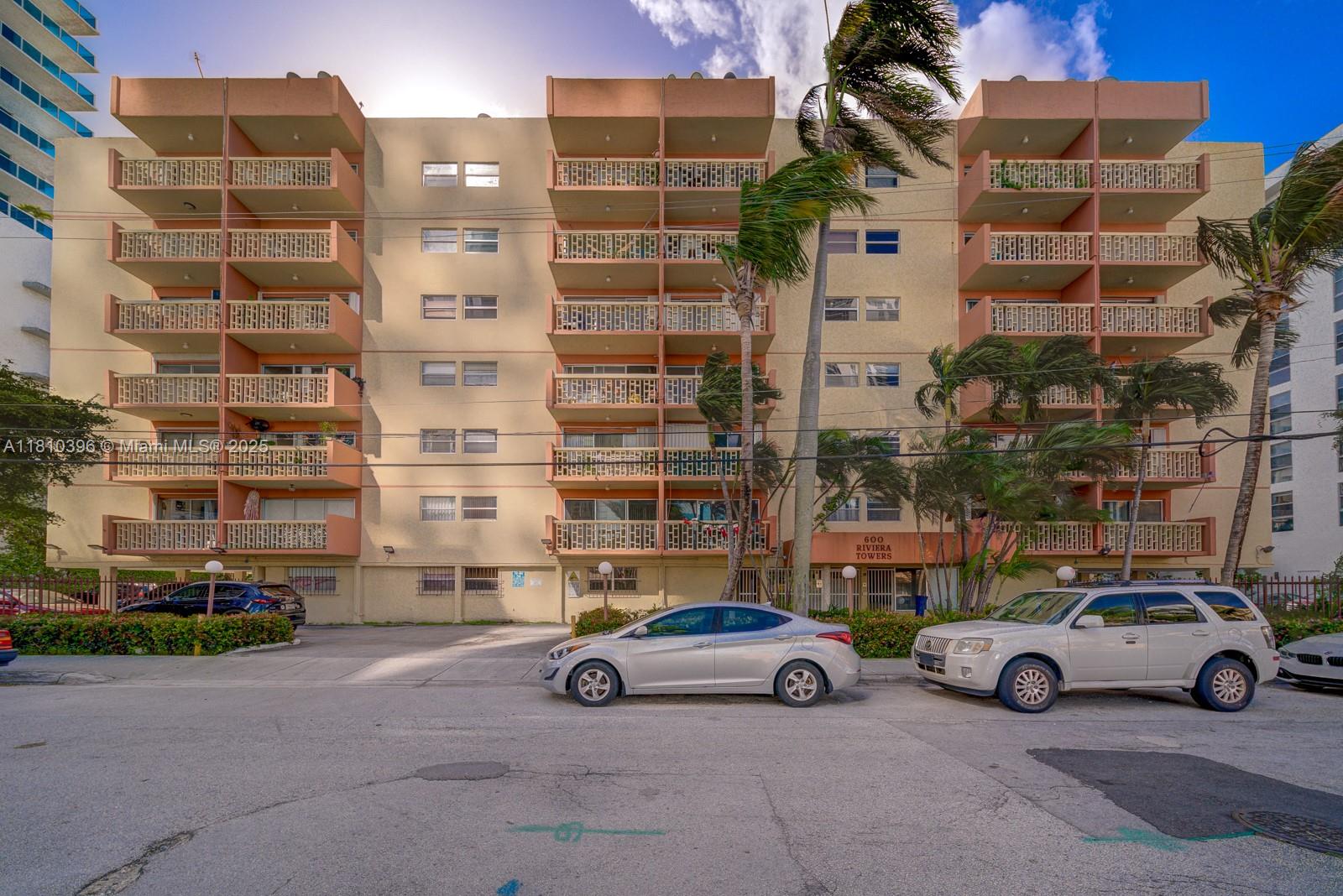 600 NE 25th St PHD