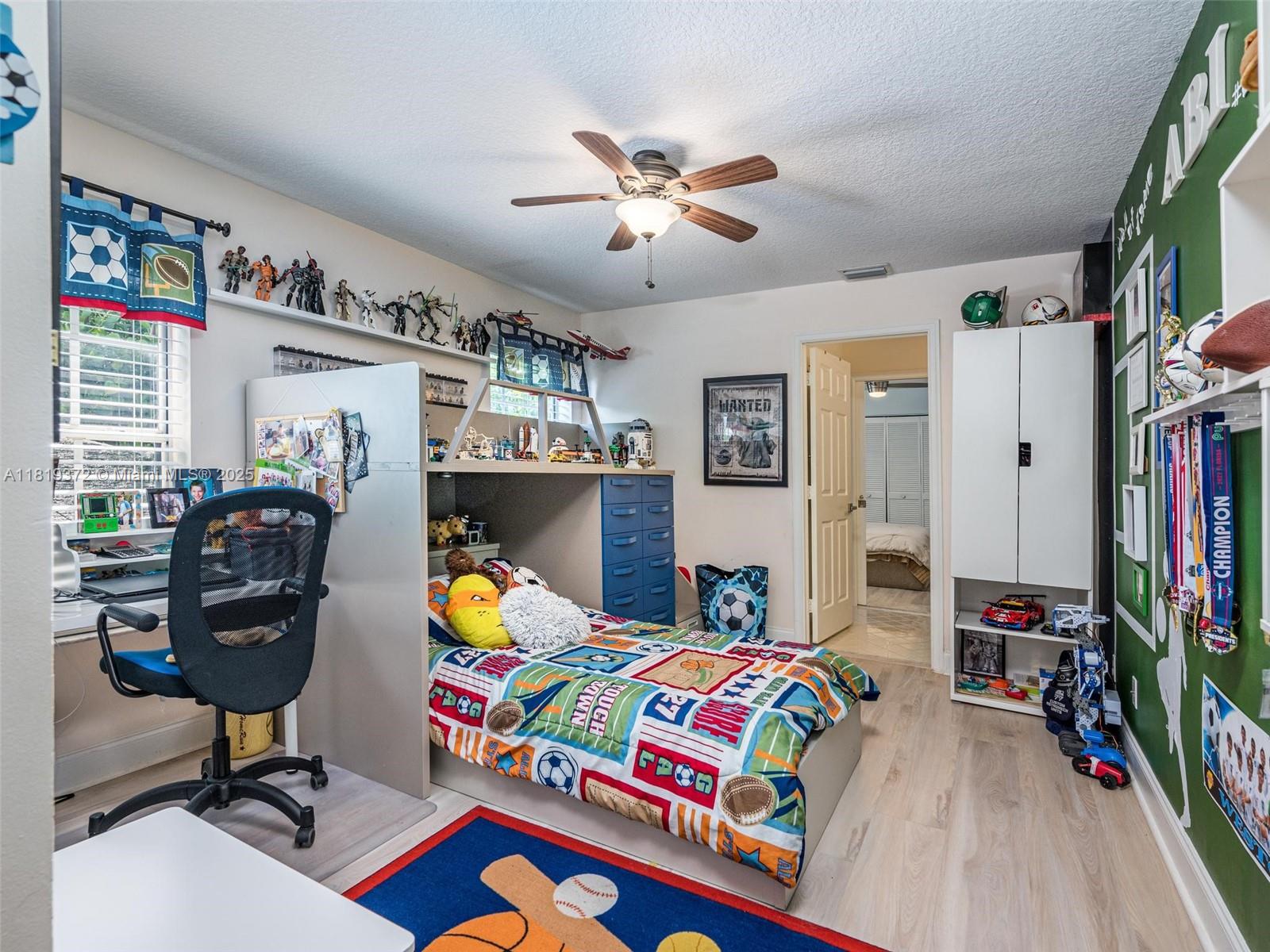 643 Lake Blvd, Weston, Florida image 13