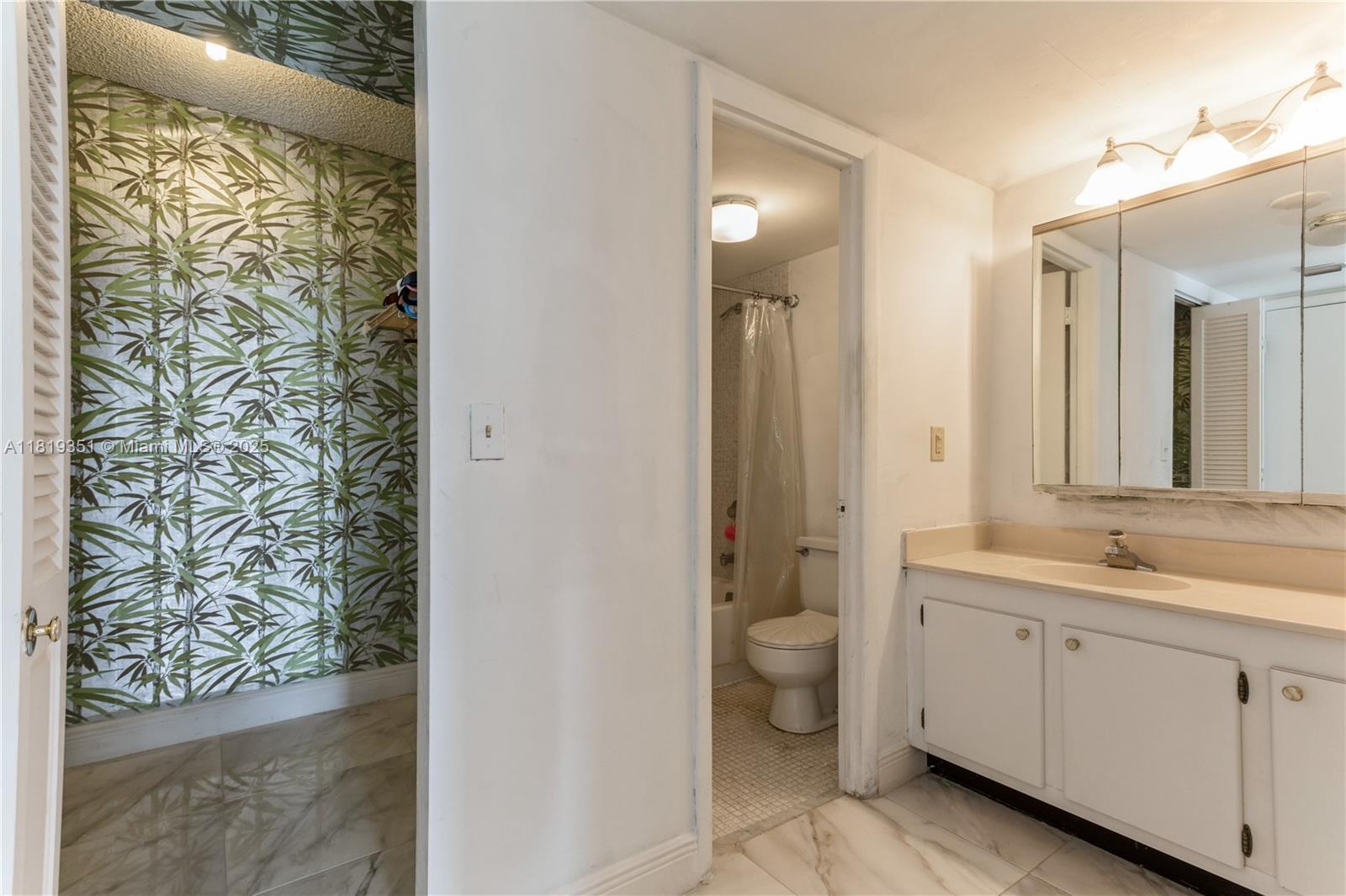 9273 Collins Ave #1101, Surfside, Florida image 14