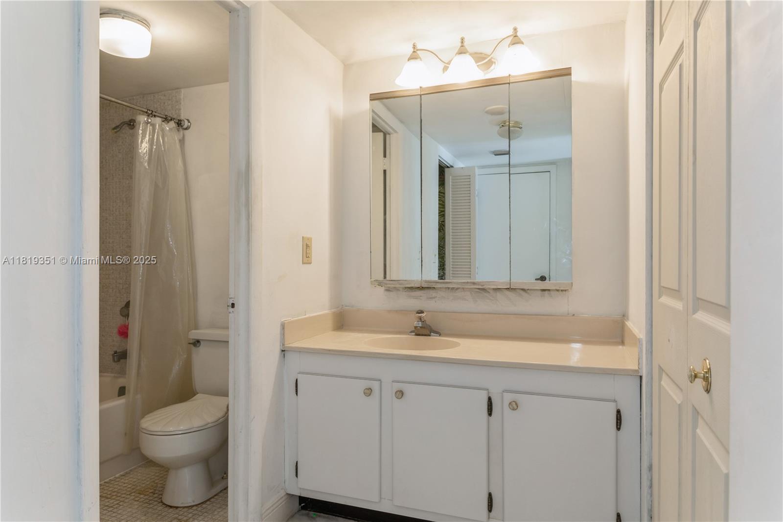 9273 Collins Ave #1101, Surfside, Florida image 16