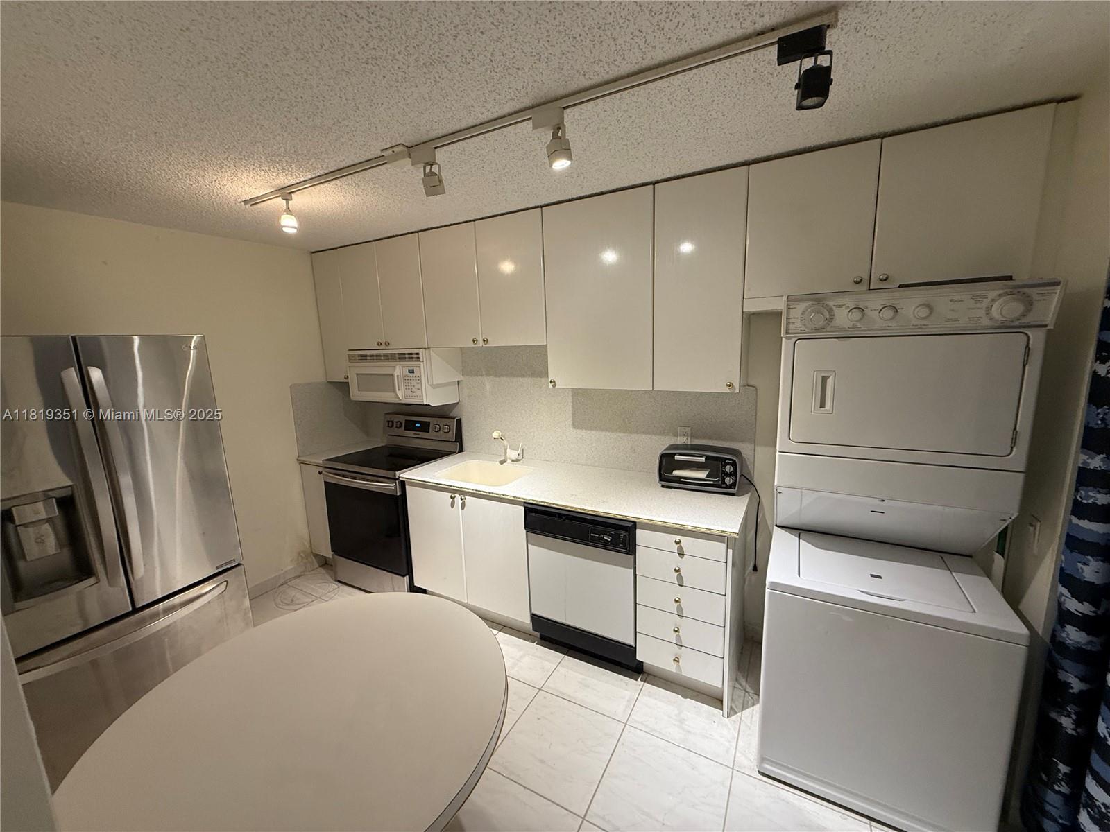 9273 Collins Ave #1101, Surfside, Florida image 8
