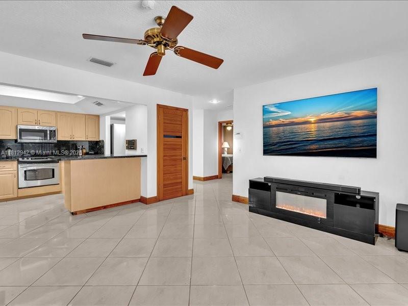 1300 SW 32nd St, Fort Lauderdale, Florida image 19