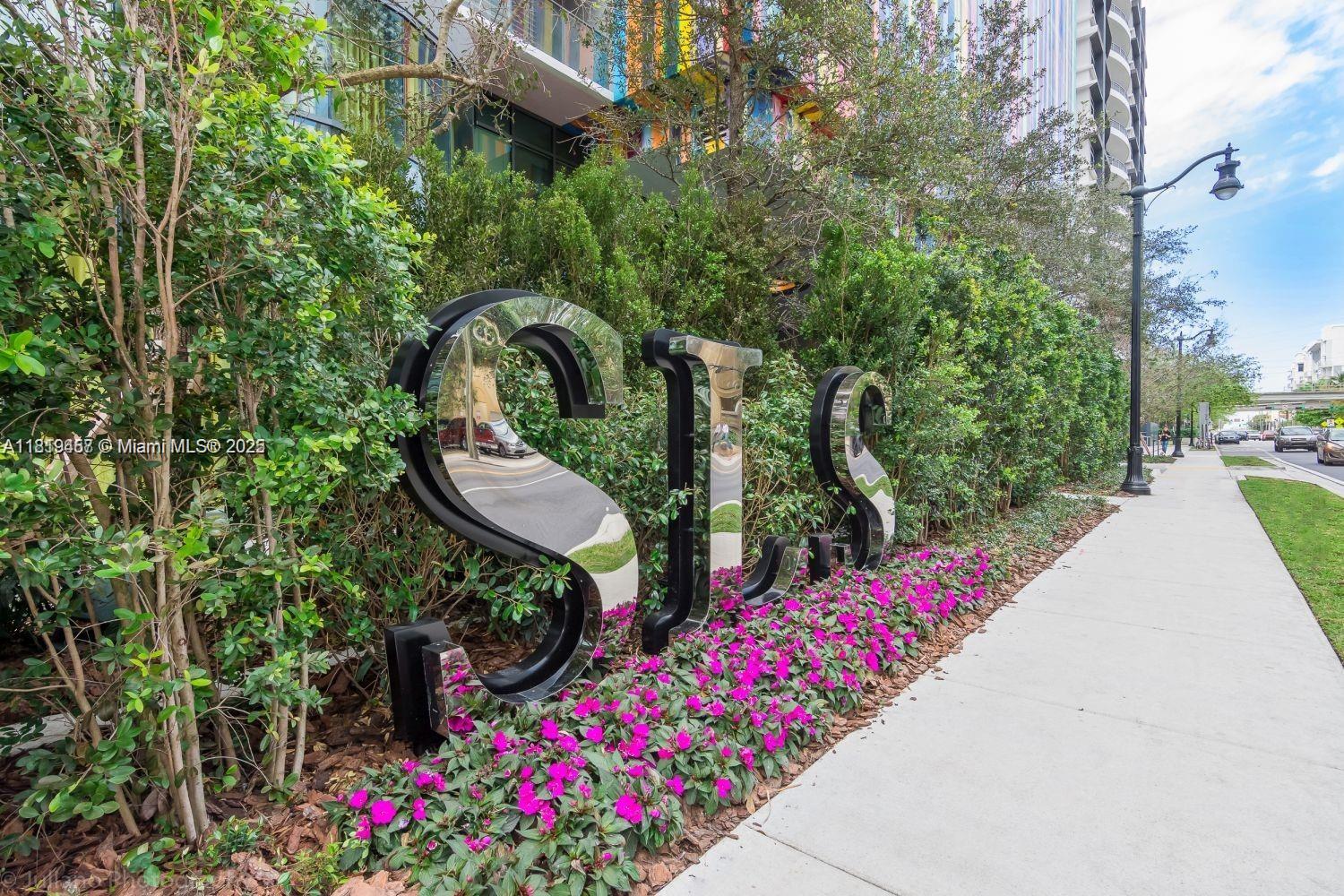 Apartamento à Venda em Miami, FL