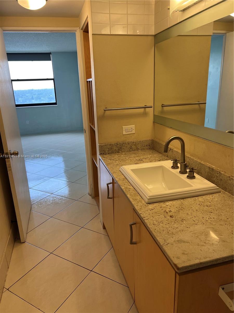 1470 NE 123rd St #A1106, North Miami, Florida image 12