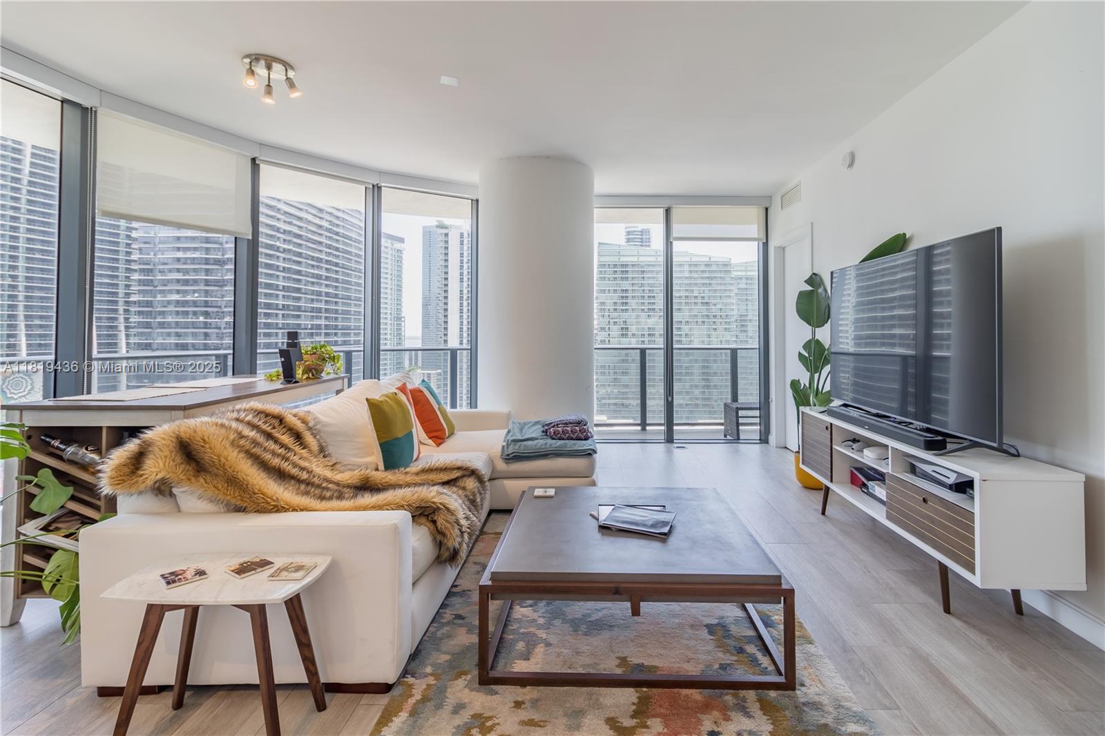Condo for Rent in Miami, FL