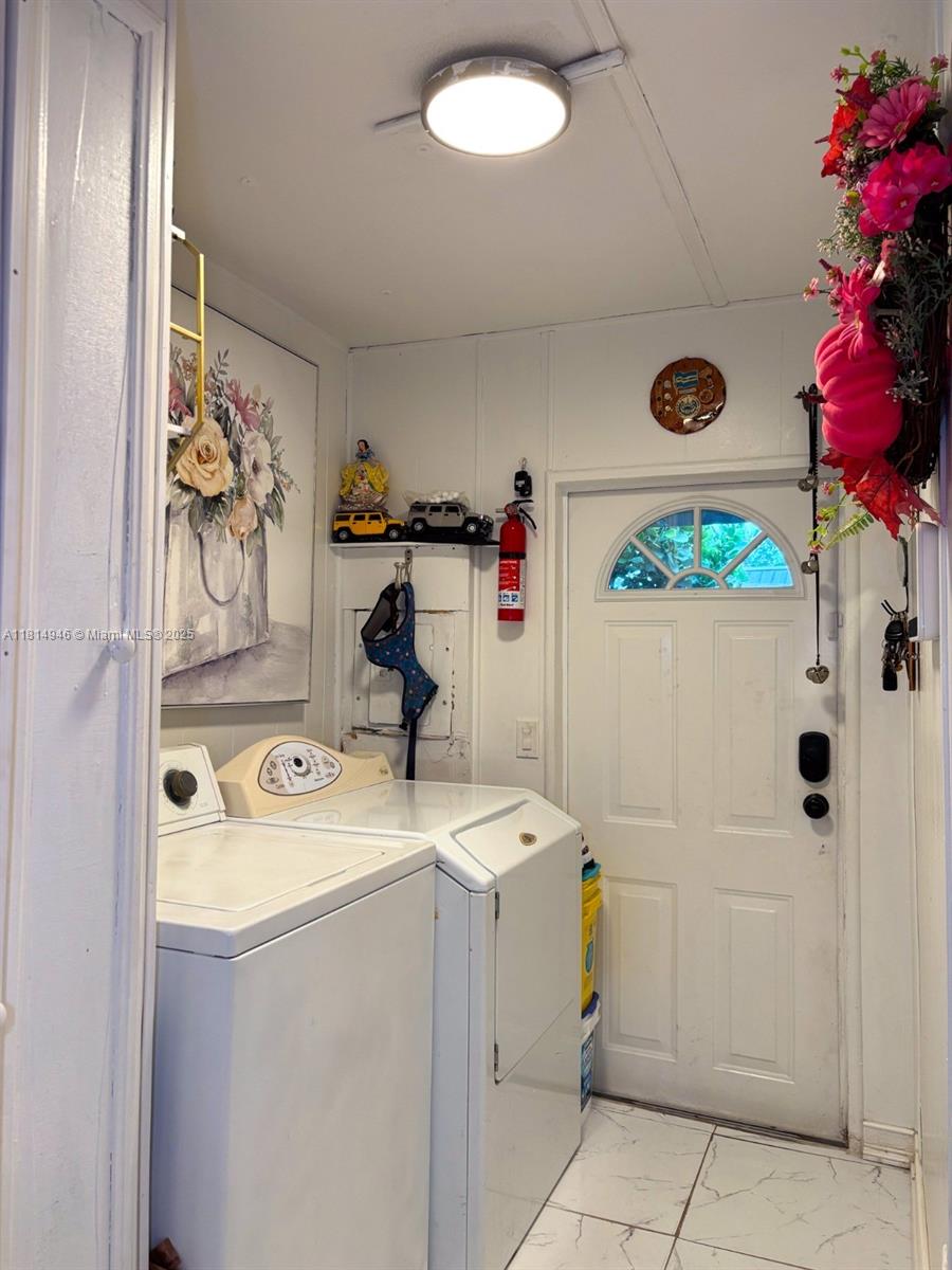 13191 SW 9th St, Davie, Florida image 13