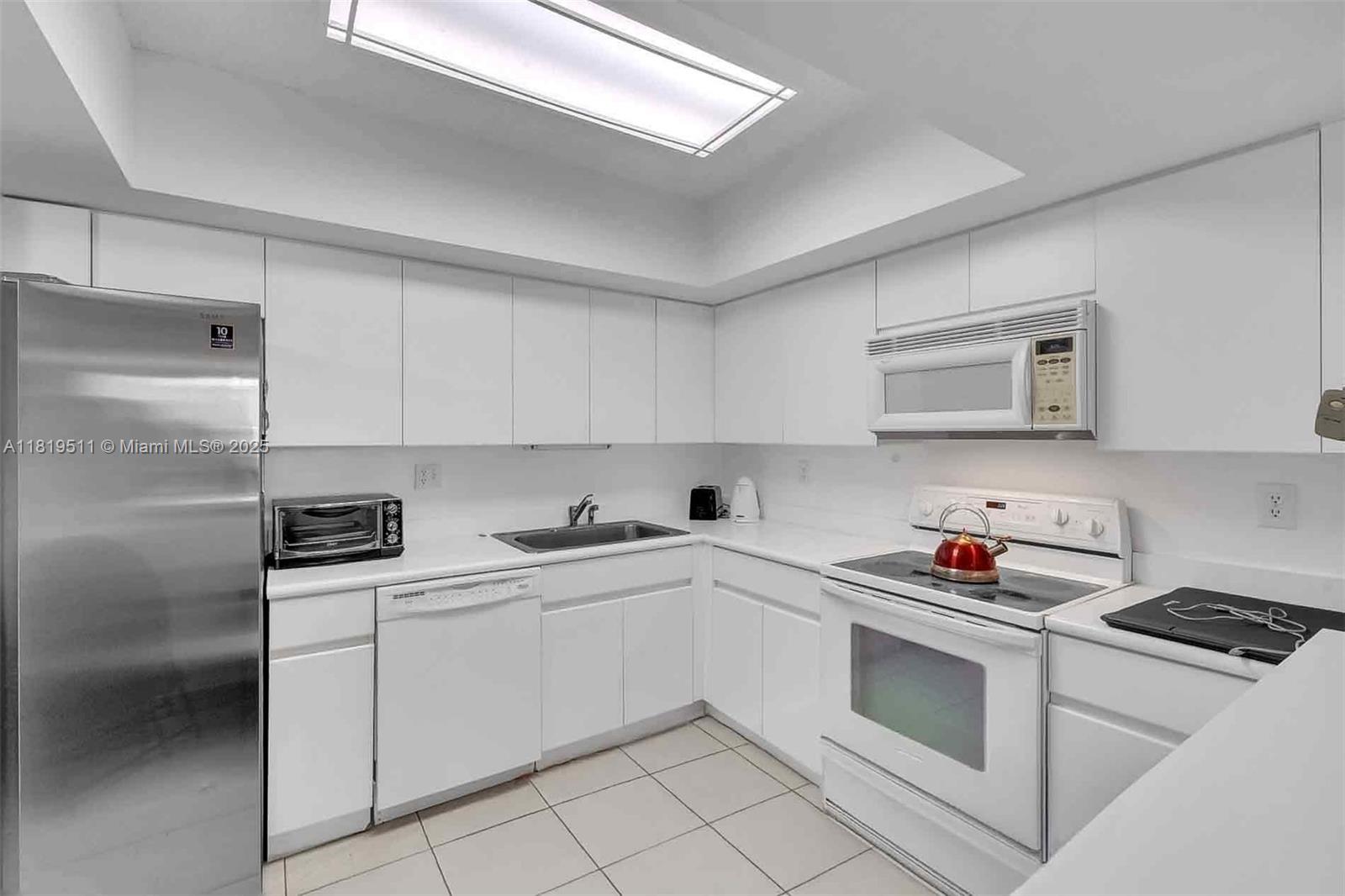 Property photo # 4