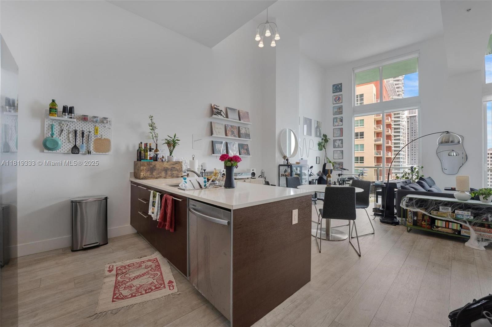 Property photo # 9