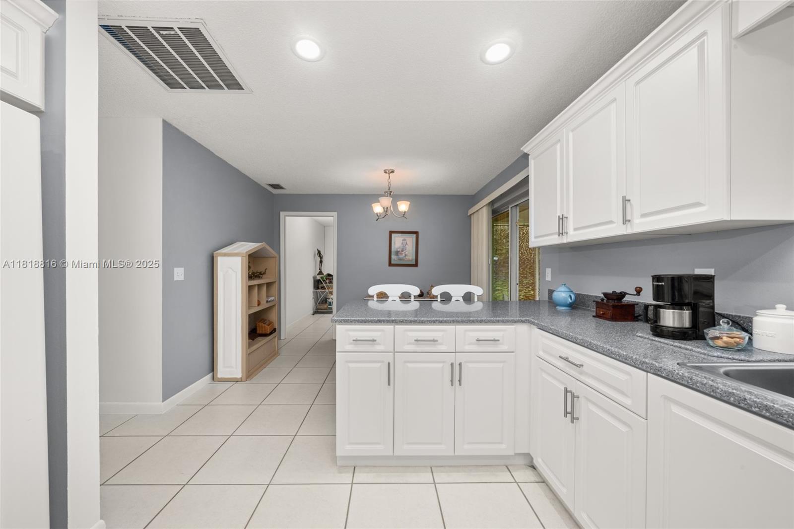 6032 Candler Terrace, Sebring, Florida image 9