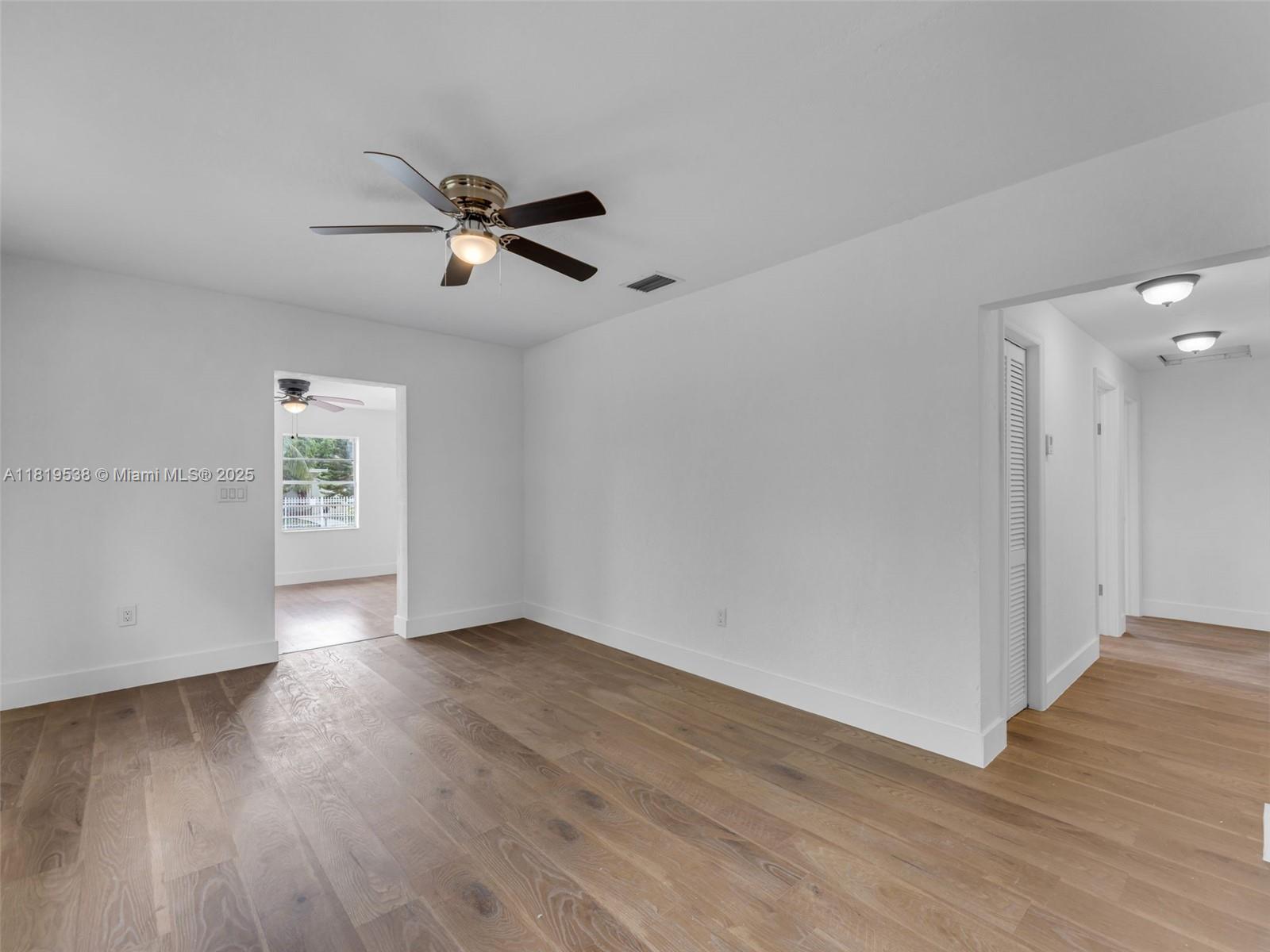520 NW 32nd Pl, Miami, Florida image 12