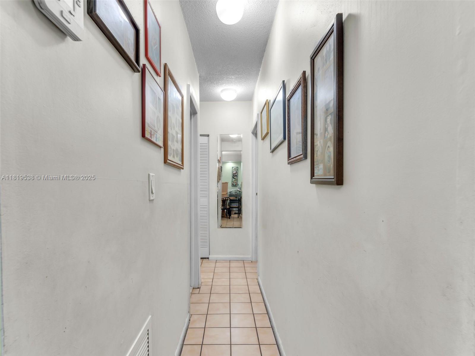 520 NW 32nd Pl, Miami, Florida image 44