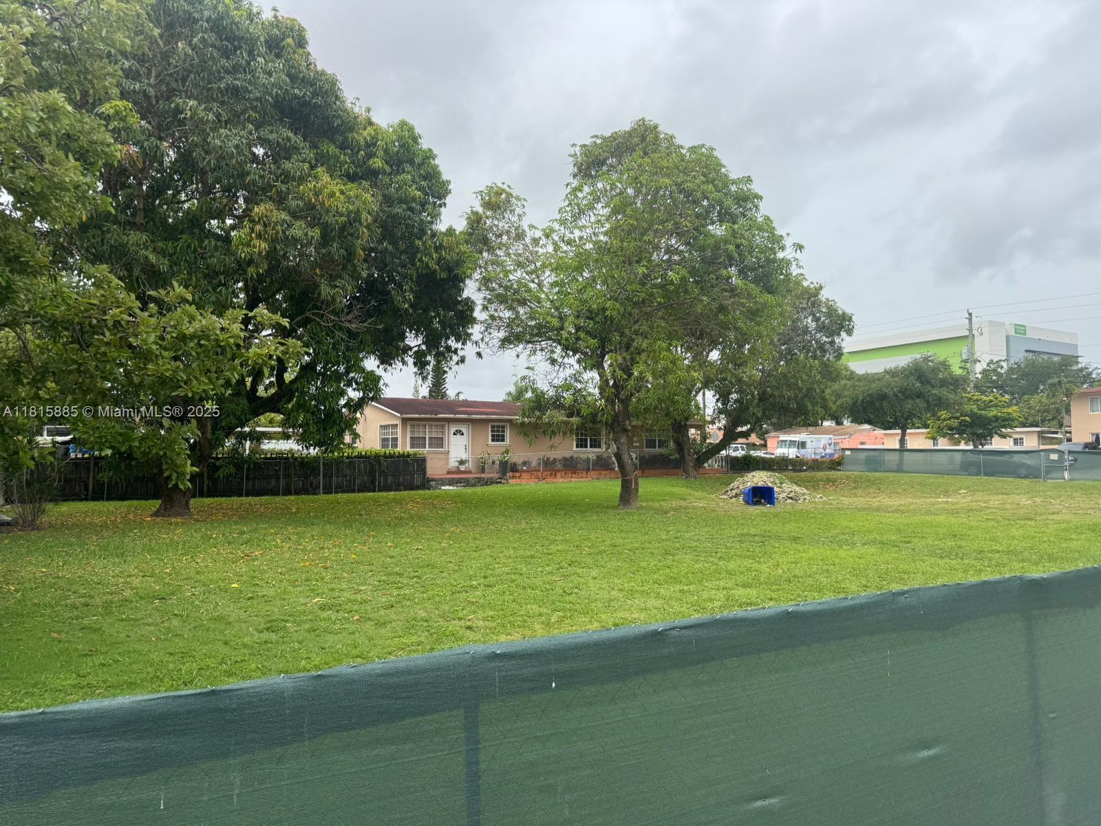 235 NW 26th Ave, Miami, Florida image 2