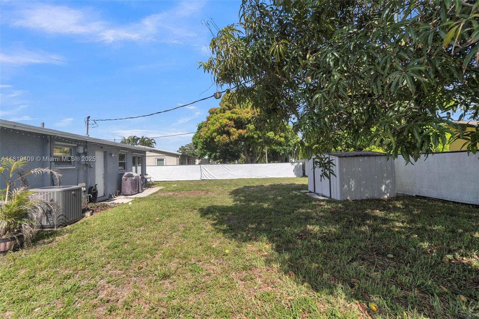 2771 NW 25th St, Fort Lauderdale, Florida image 35