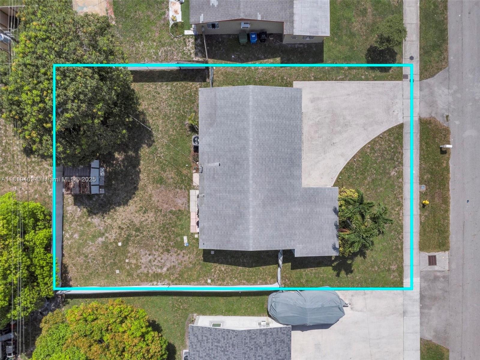 2771 NW 25th St, Fort Lauderdale, Florida image 4