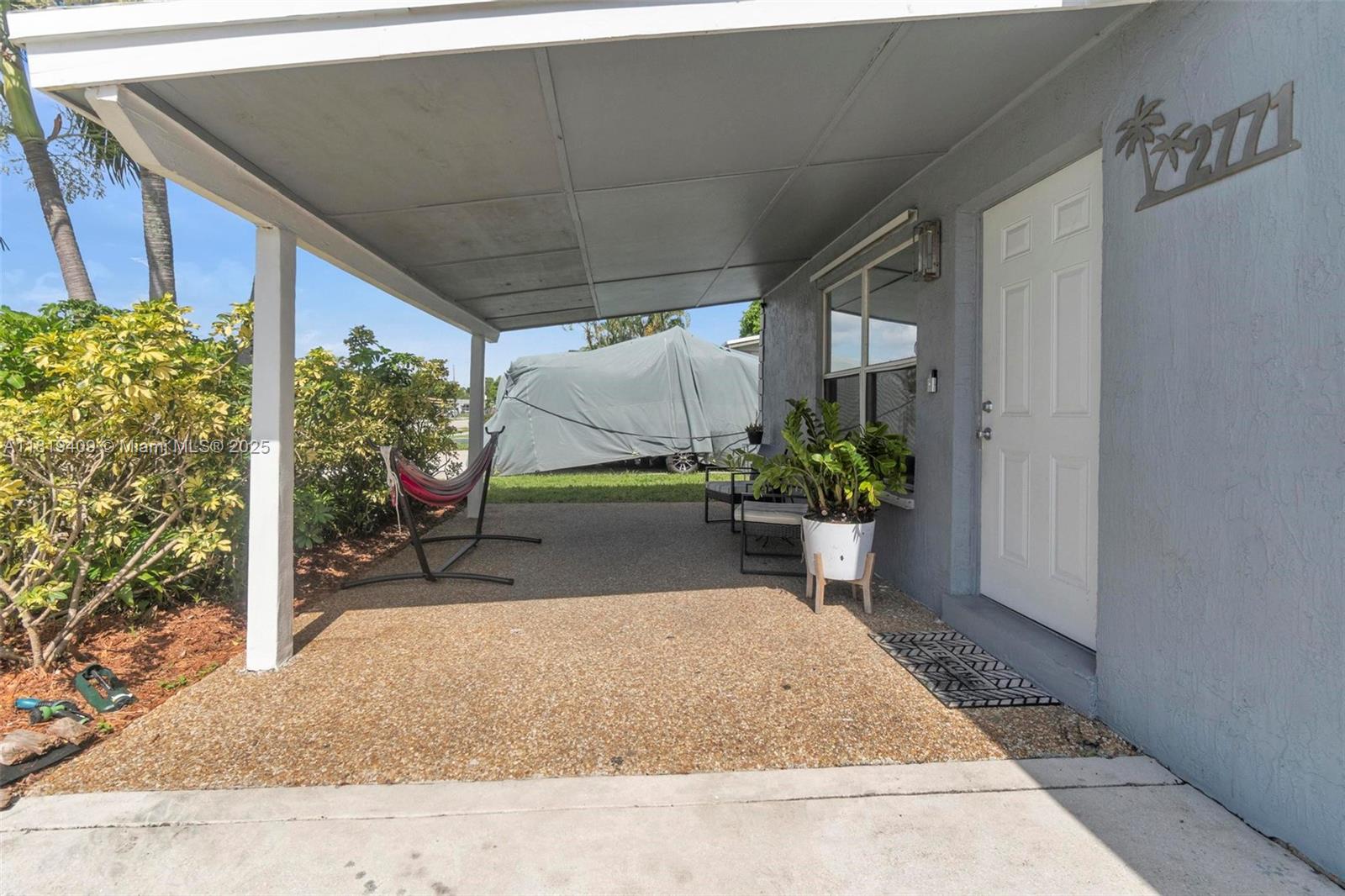 2771 NW 25th St, Fort Lauderdale, Florida image 6