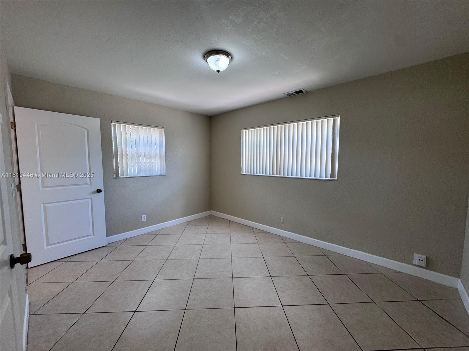 7491 Fillmore St, Hollywood, Florida image 44