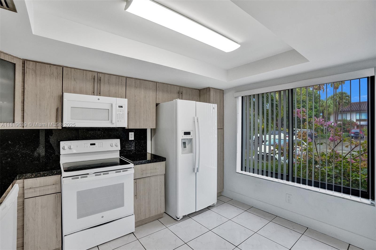 Property photo # 9