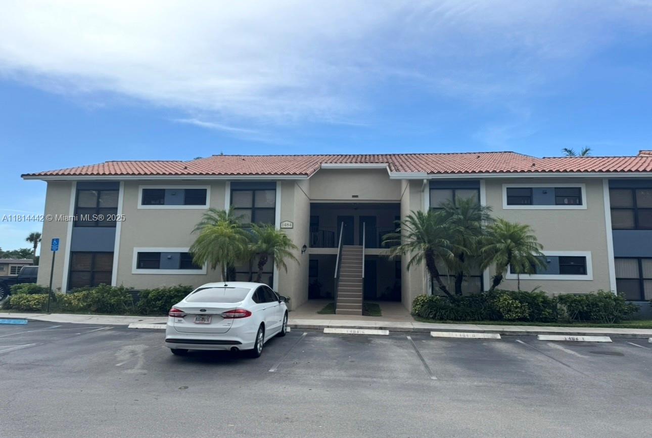 1484 Lake Crystal Dr #E, West Palm Beach, Florida image 3