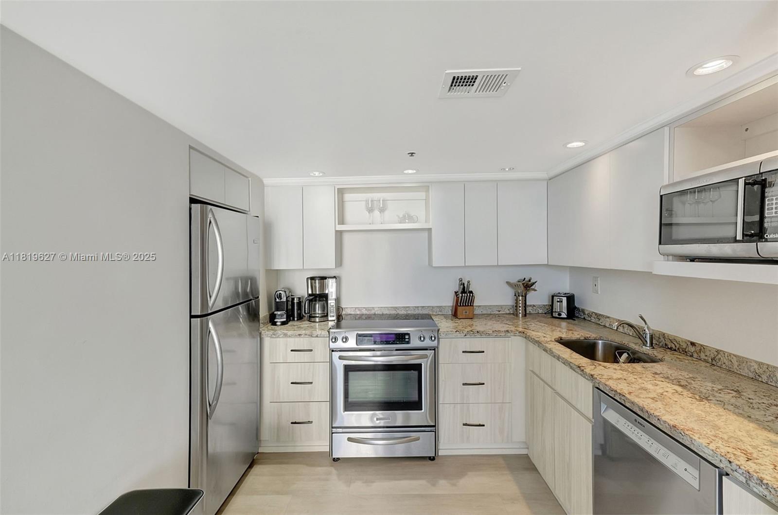 Property photo # 7
