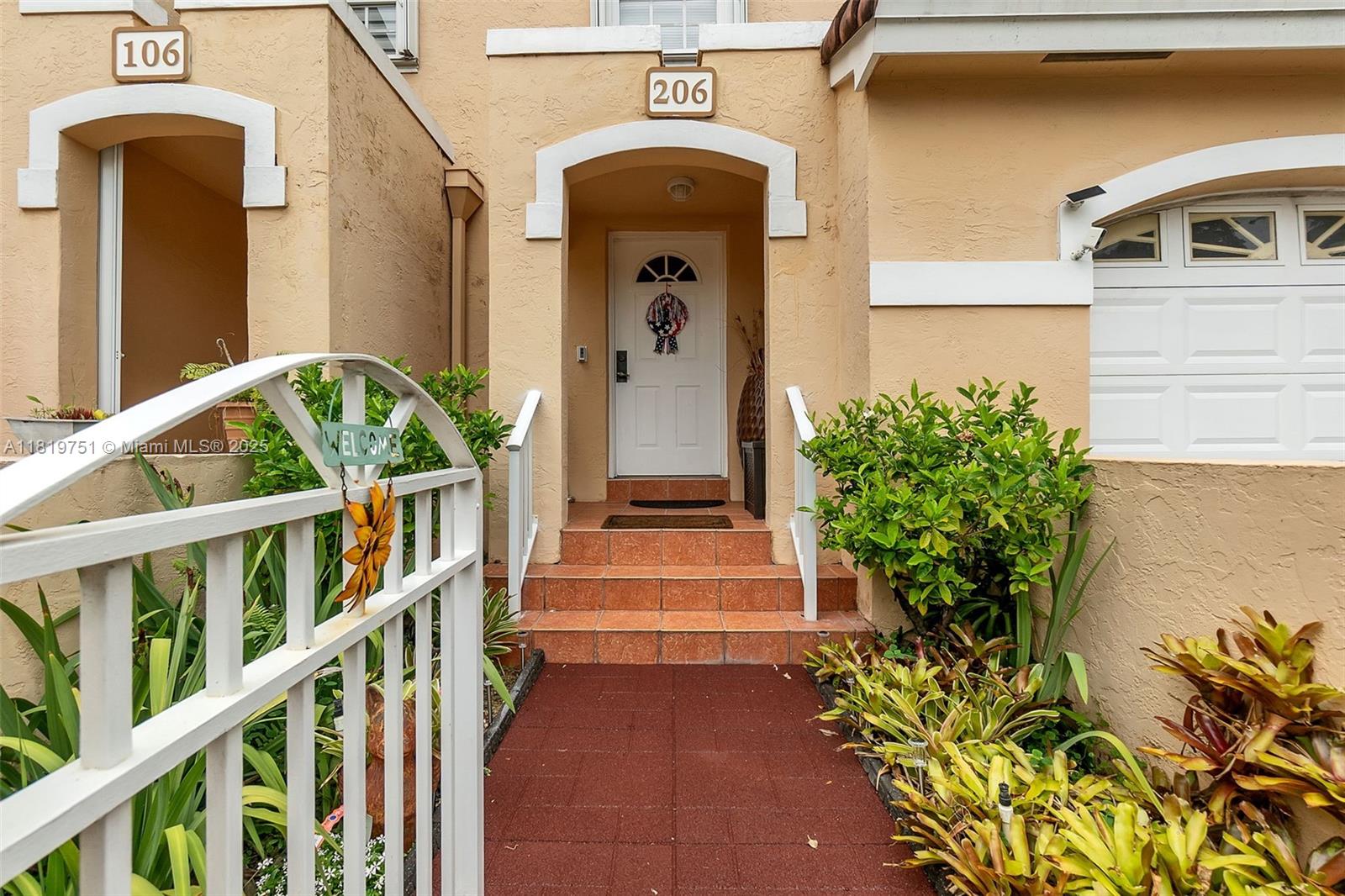 14621 Balgowan Rd #206-3, Miami Lakes, Florida image 2