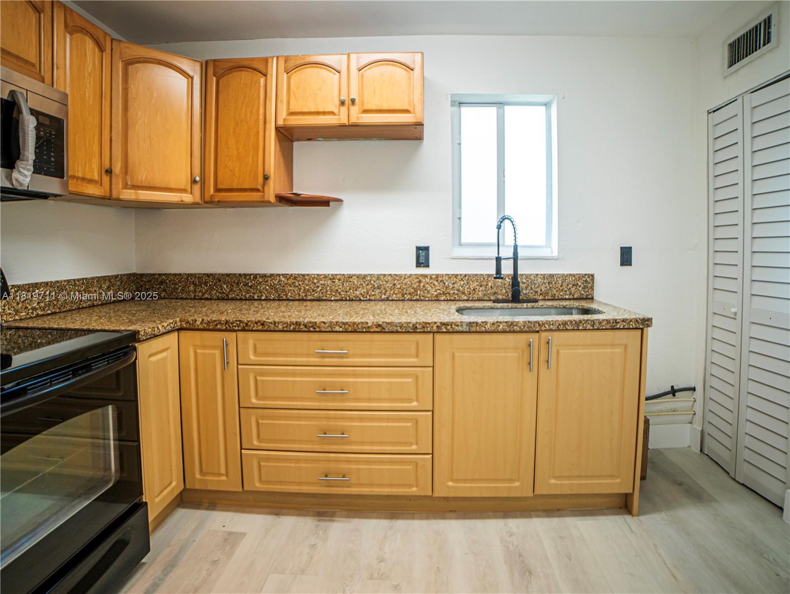 412 Columbus Pkwy, Hollywood, Florida image 11
