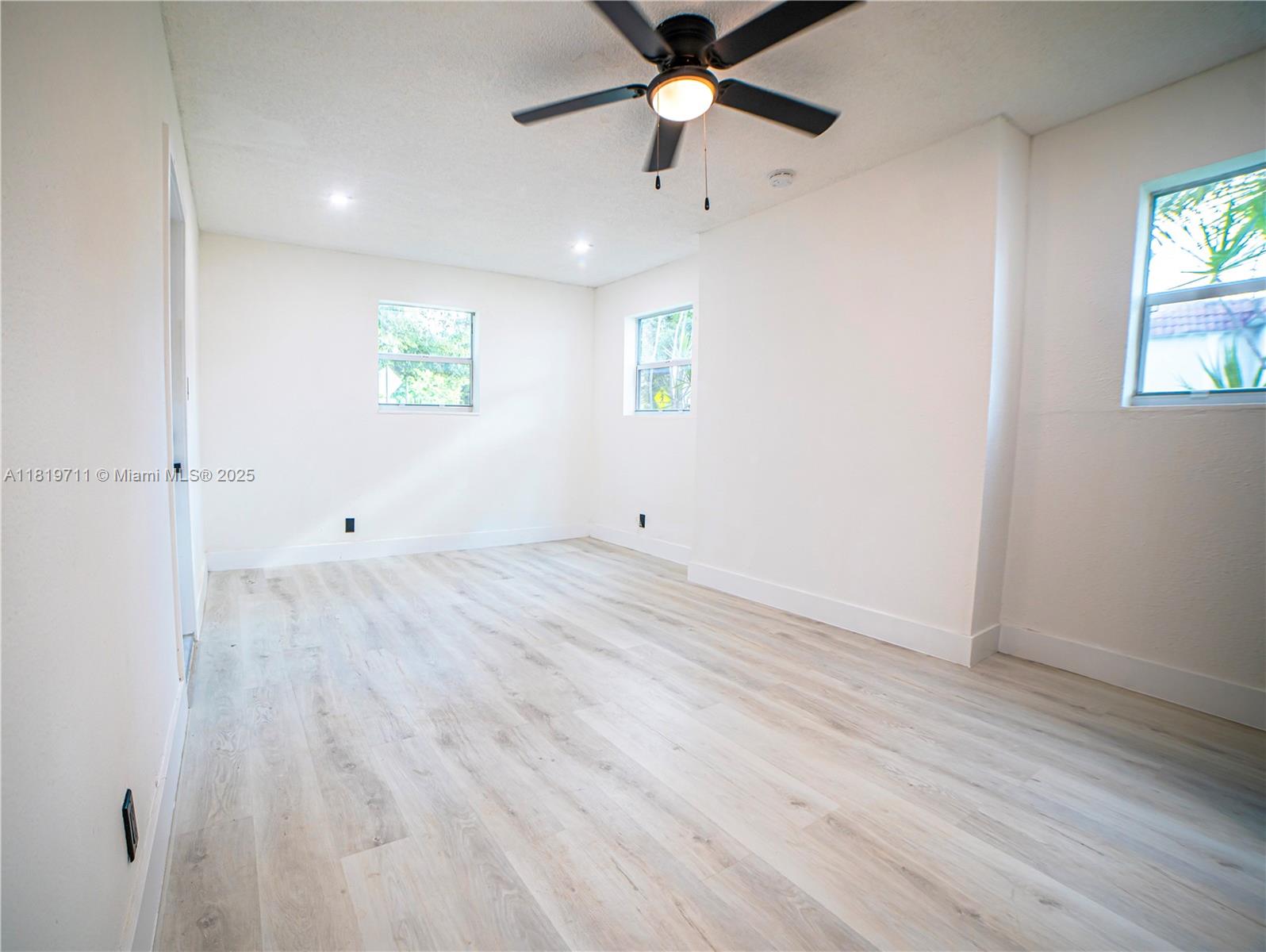 412 Columbus Pkwy, Hollywood, Florida image 3