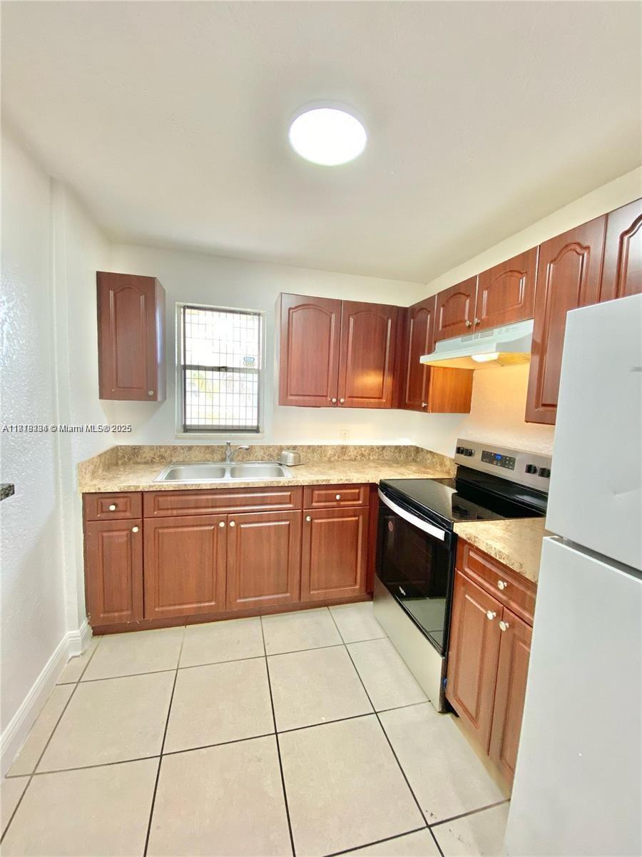 Property photo # 8