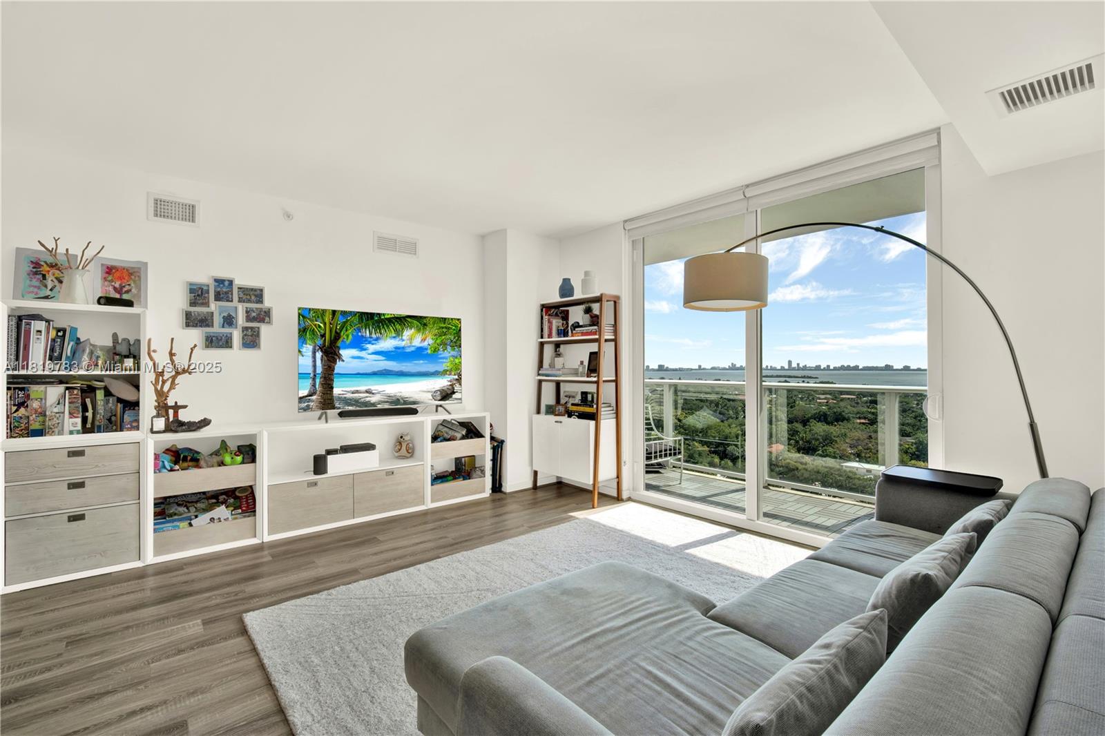 Property photo # 8