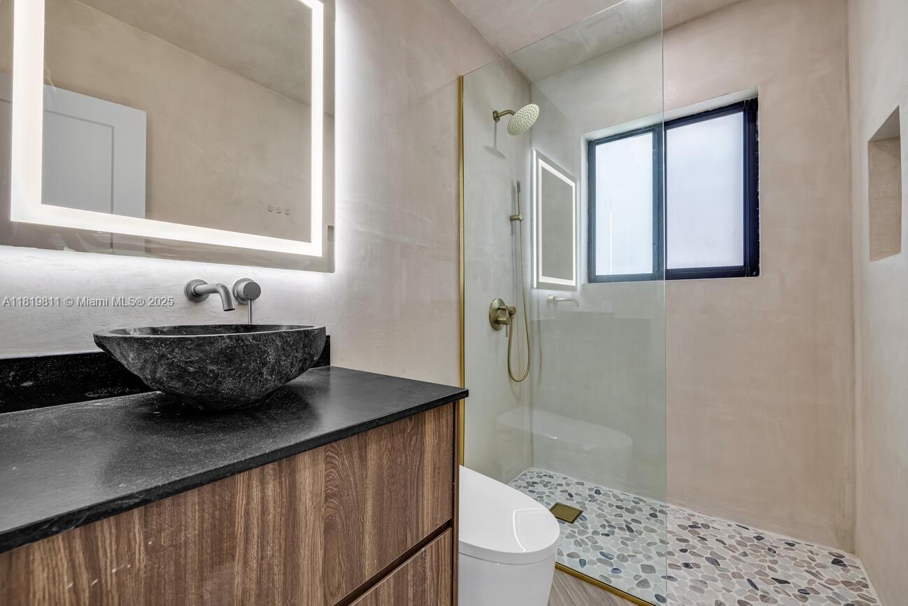 Property photo # 8