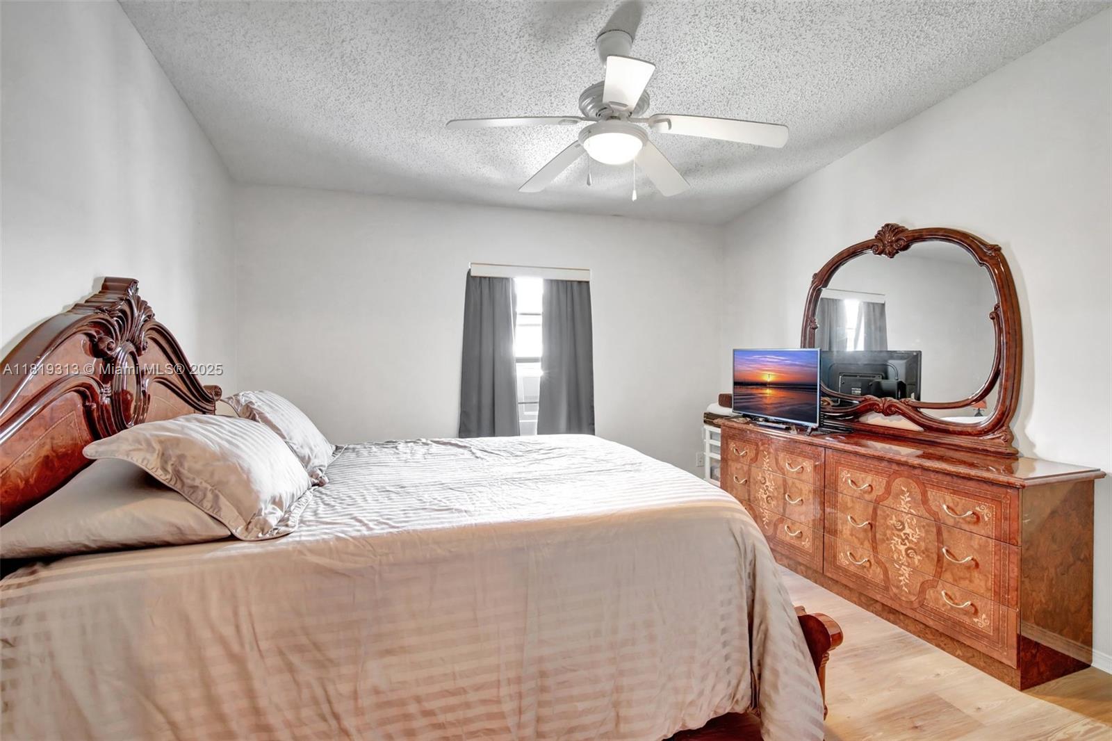 21871 S Heritage Cir, Pembroke Pines, Florida image 15