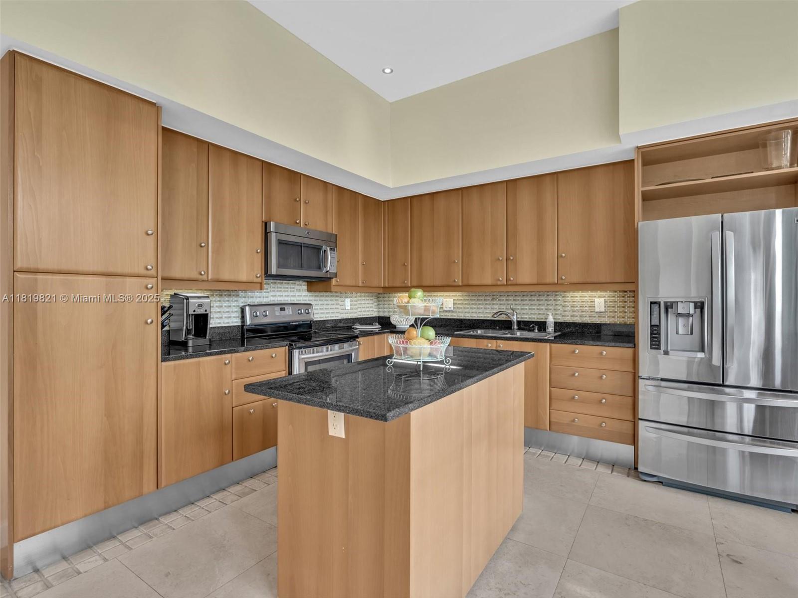 16500 Collins Ave #TH-10, Sunny Isles Beach, Florida image 11