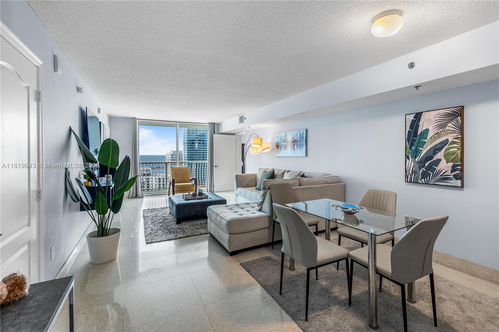 Condo for Rent in Miami, FL