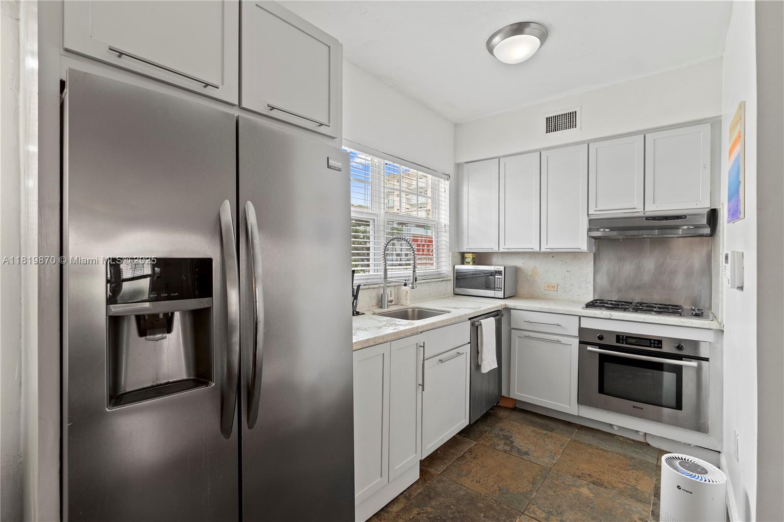 760 Meridian Ave #3, Miami Beach, Florida image 9