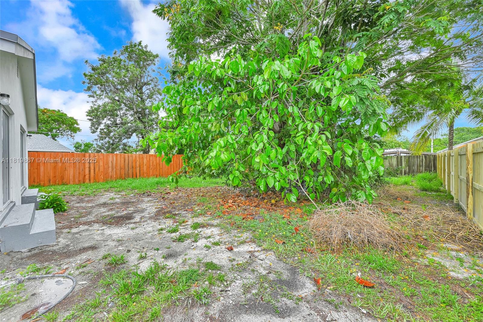 127 NE 8th St, Pompano Beach, Florida image 11