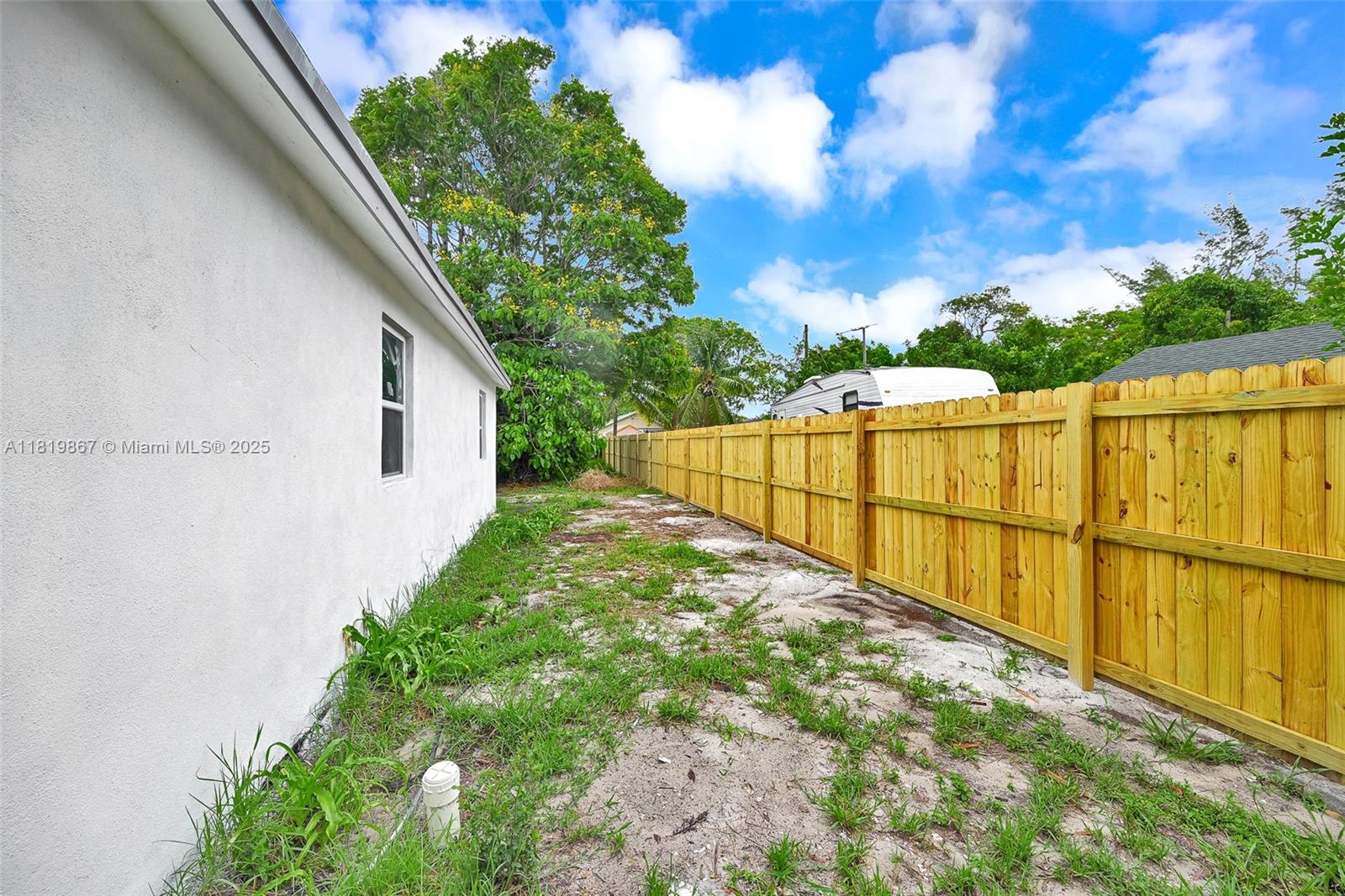 127 NE 8th St, Pompano Beach, Florida image 12