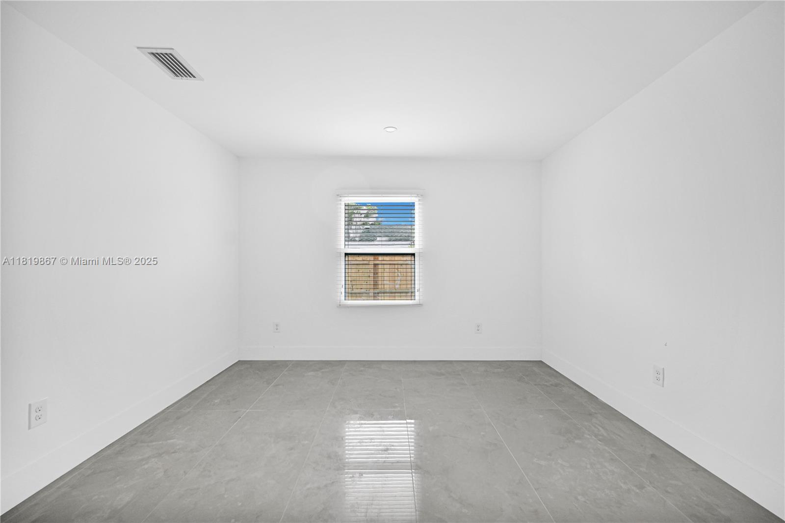 127 NE 8th St, Pompano Beach, Florida image 22