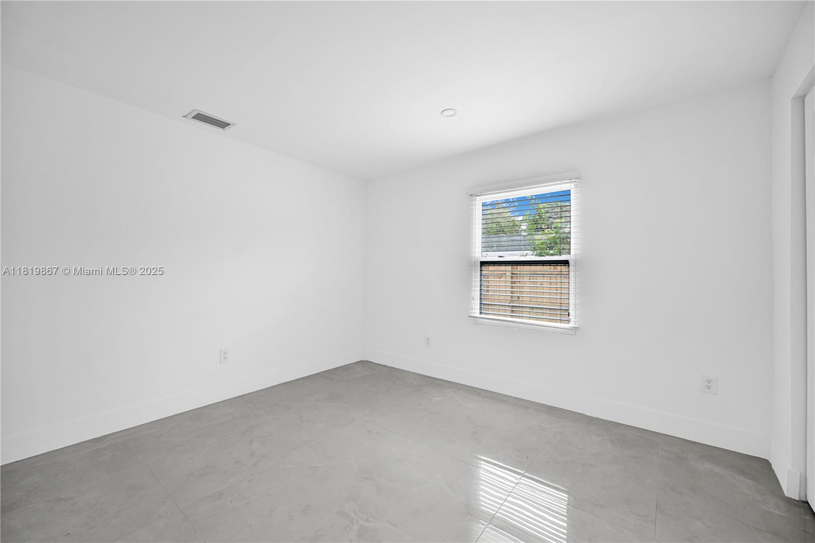 127 NE 8th St, Pompano Beach, Florida image 25